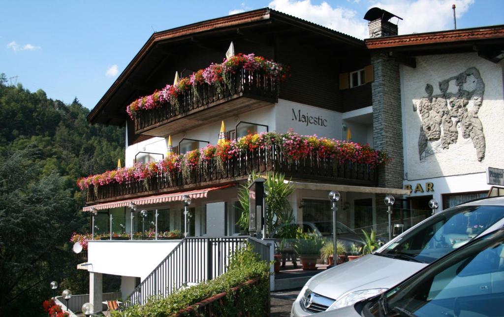 Hotel Gasthof Majestic Brixen Exterior foto